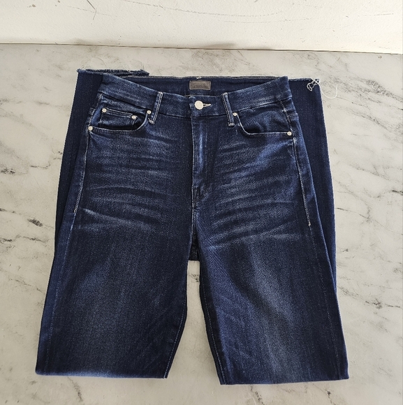 MOTHER High Waisted Looker Ankle Fray Tongue And Chic Blue Jeans 26 Preowned - Picture 5 of 10